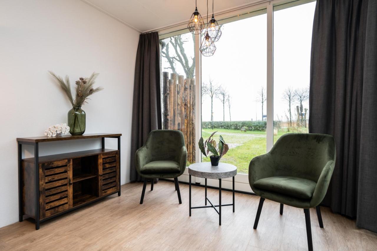 'T Eibernest Villa De Cocksdorp  Luaran gambar