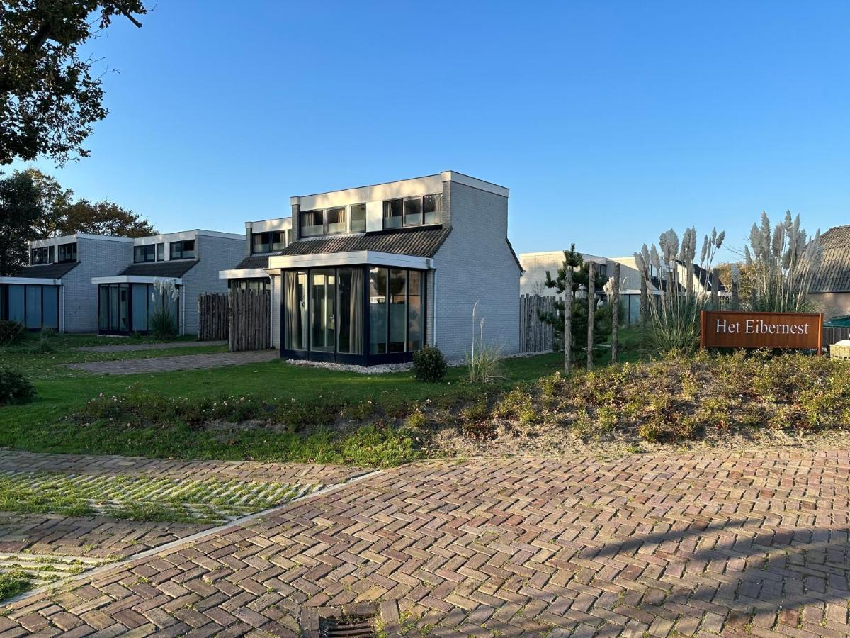'T Eibernest Villa De Cocksdorp  Luaran gambar